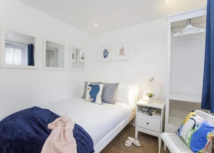 York City Apartments * York