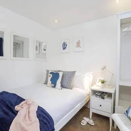 York City Apartments * York